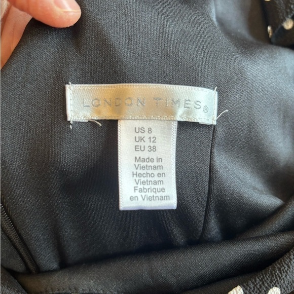 London Times Dress - Picture 2 of 3